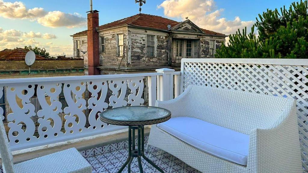 Hi Hotel Ivy Bueyuekada Πριγκηπονήσια Εξωτερικό φωτογραφία