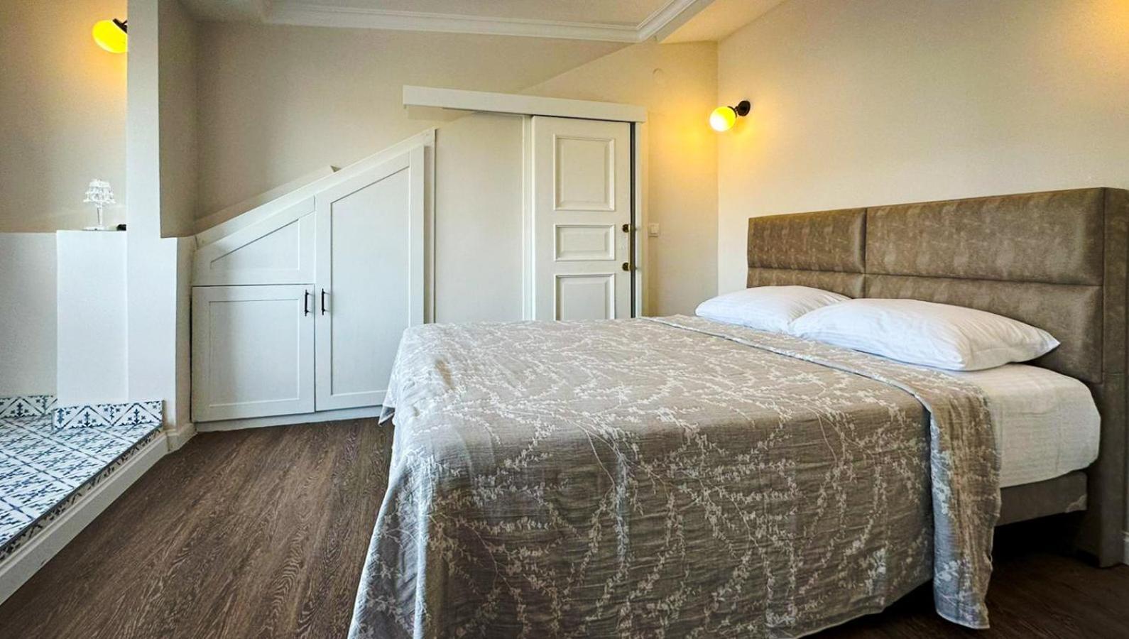 Hi Hotel Ivy Bueyuekada Πριγκηπονήσια Εξωτερικό φωτογραφία