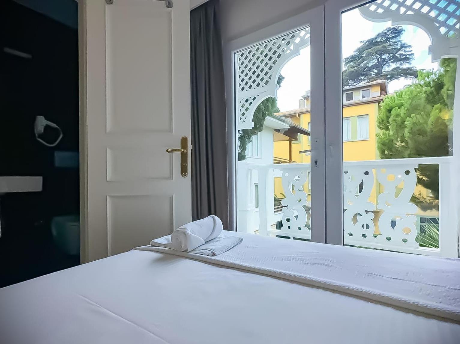Hi Hotel Ivy Bueyuekada Πριγκηπονήσια Εξωτερικό φωτογραφία