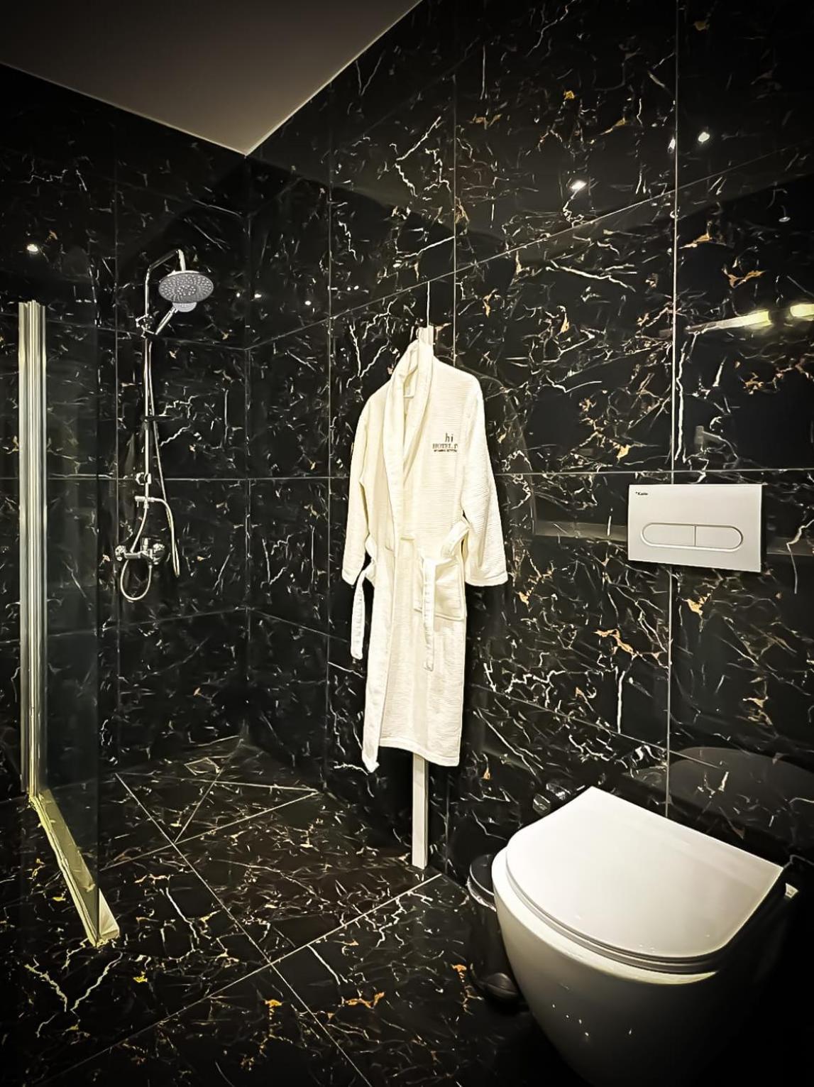 Hi Hotel Ivy Bueyuekada Πριγκηπονήσια Εξωτερικό φωτογραφία